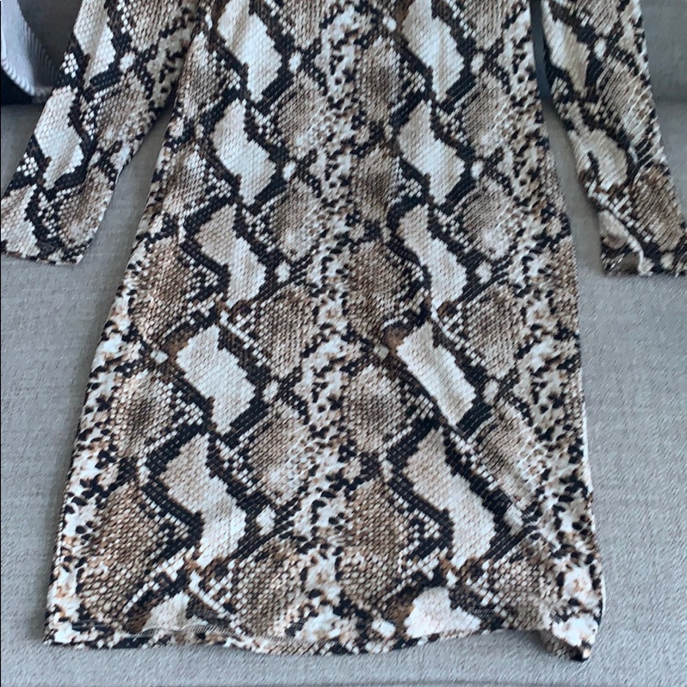Bodycon dress - Picture 2 of 2